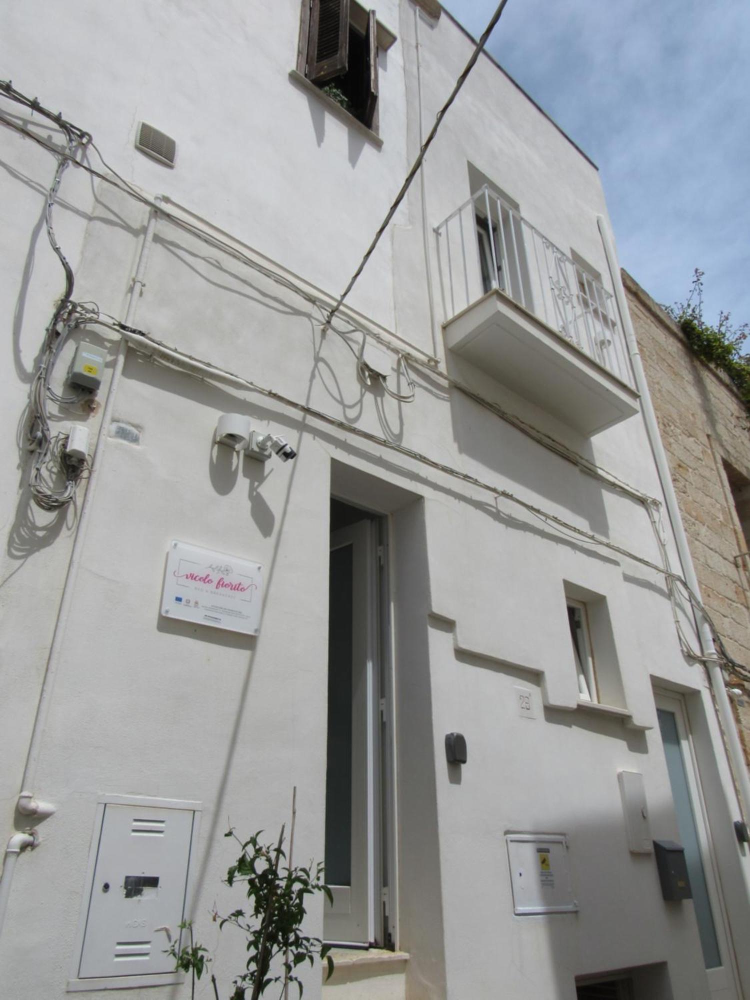 Vicolo Fiorito B&B Polignano a Mare Bagian luar foto