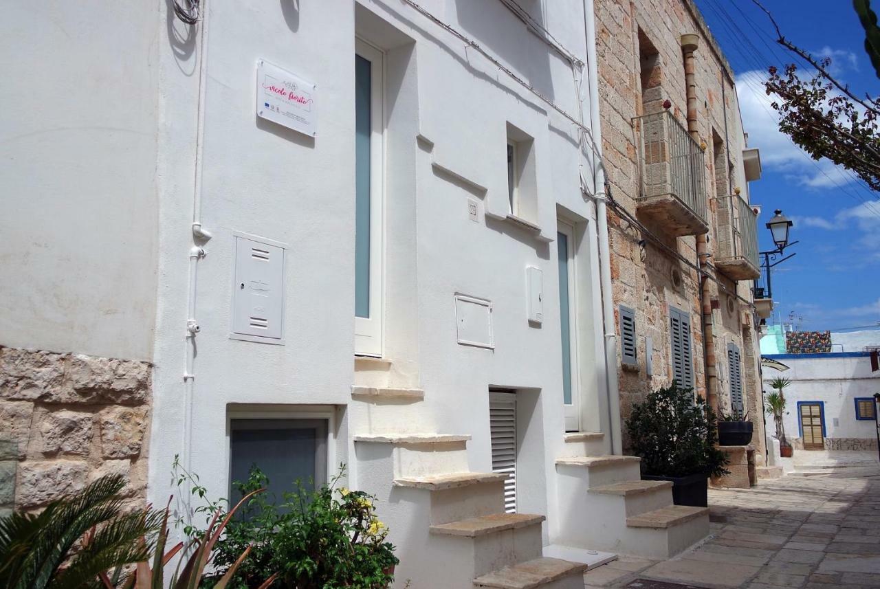 Vicolo Fiorito B&B Polignano a Mare Bagian luar foto